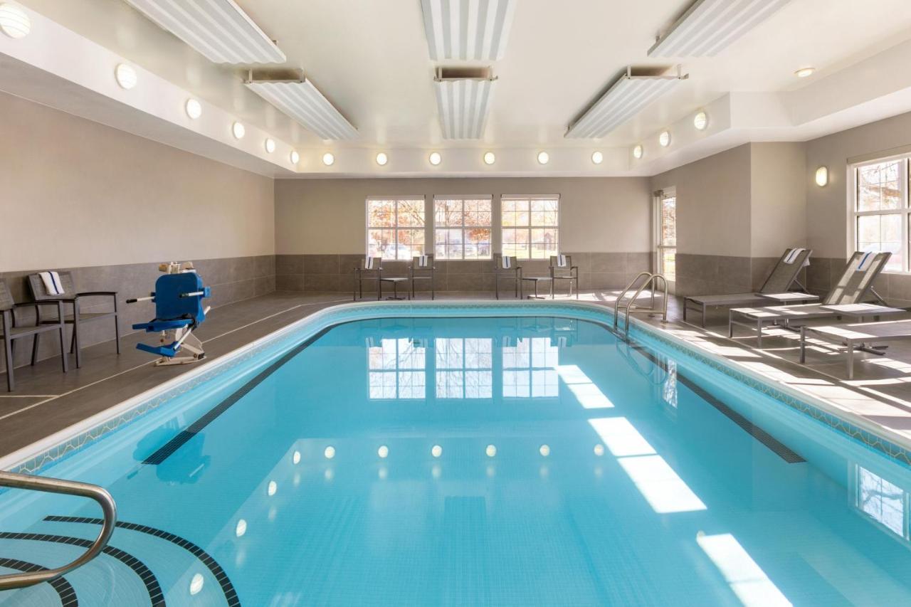 Residence Inn By Marriott West Springfield Exteriör bild