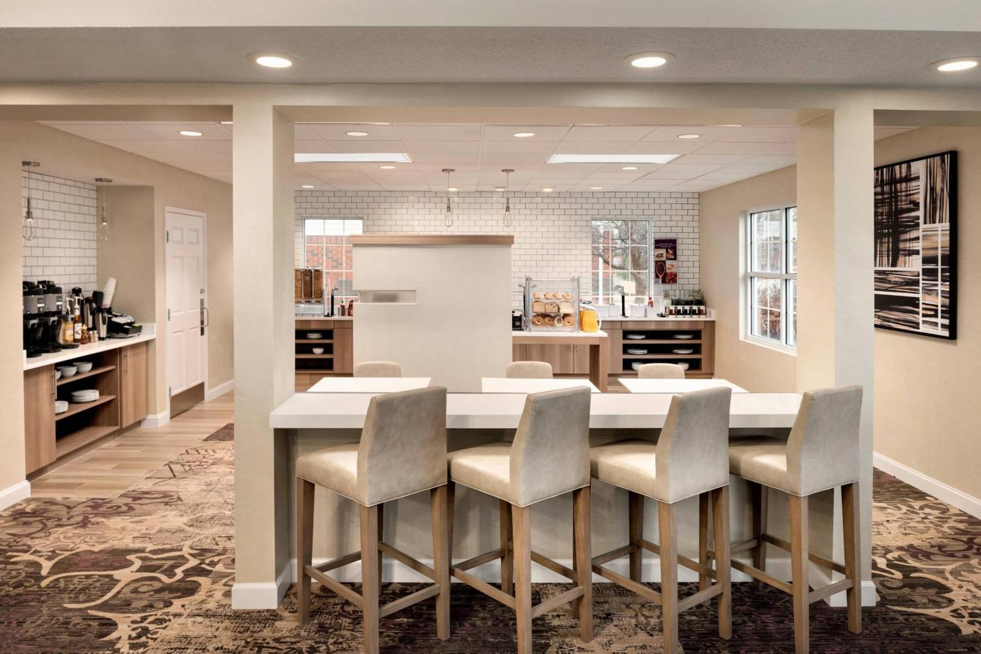 Residence Inn By Marriott West Springfield Exteriör bild