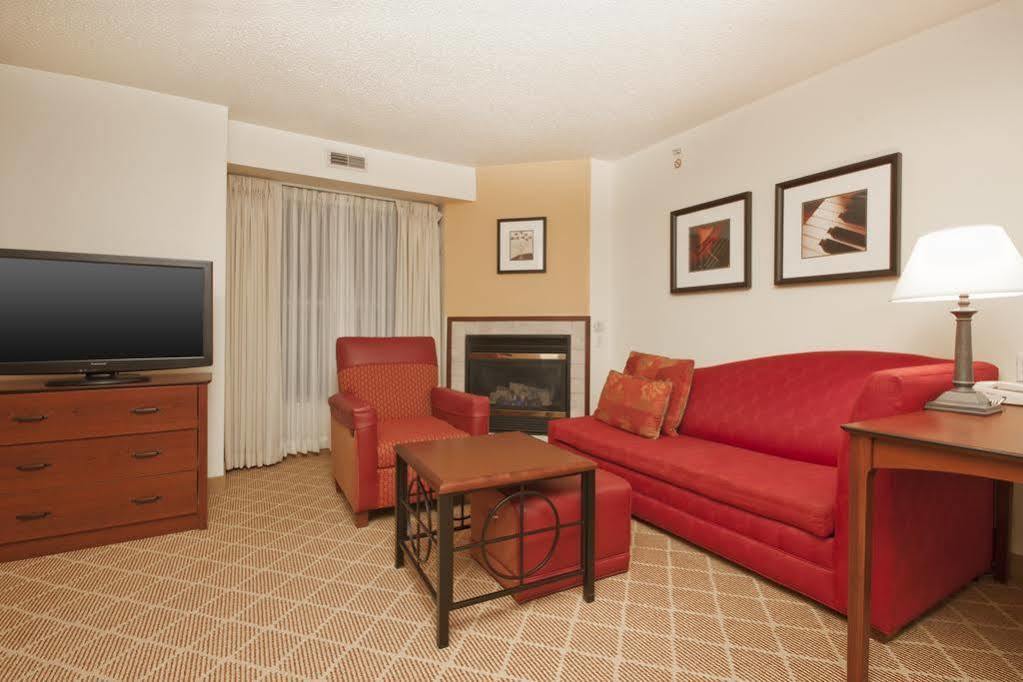 Residence Inn By Marriott West Springfield Exteriör bild